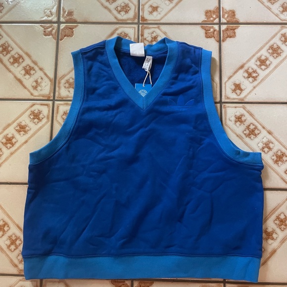 NWT Adidas Vest - Picture 1 of 5